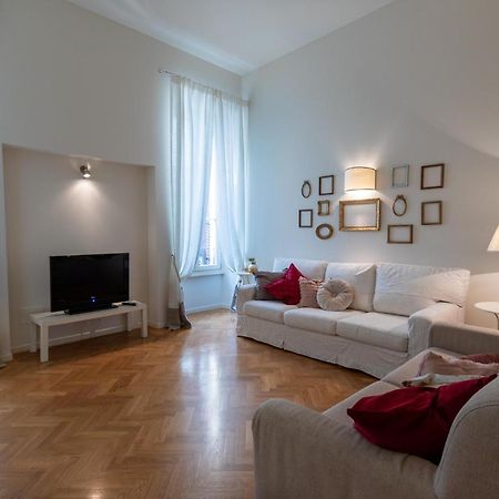 Ad Verona Flat ภายนอก รูปภาพ