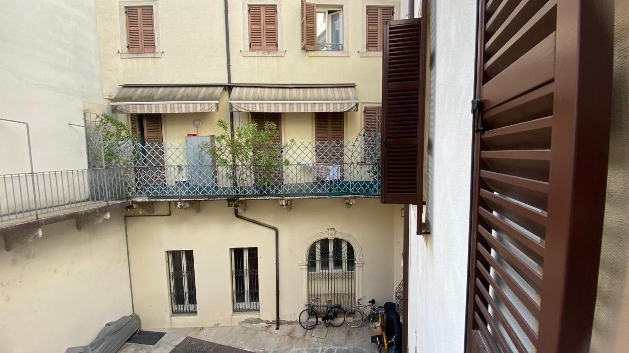 Ad Verona Flat ภายนอก รูปภาพ
